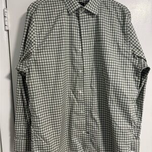Banana republic XLMen's Green Checkered Shirt
